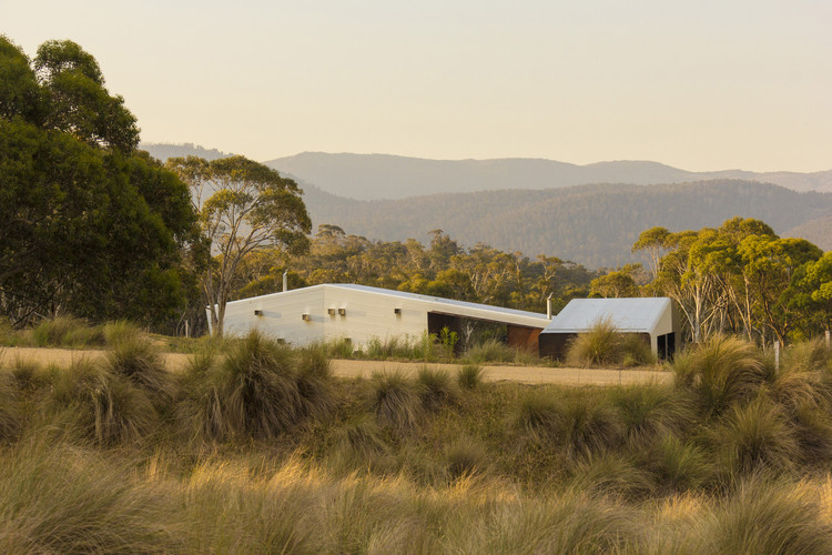 crackenback stables house image